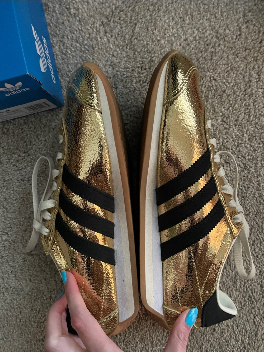 Adidas Country Gold Foil Metallic and Black - Picture 3 of 7